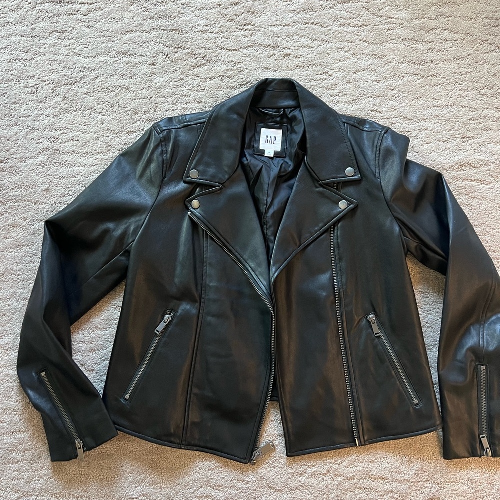 GAP Women's Sleek Black Leather Jacket NWOT